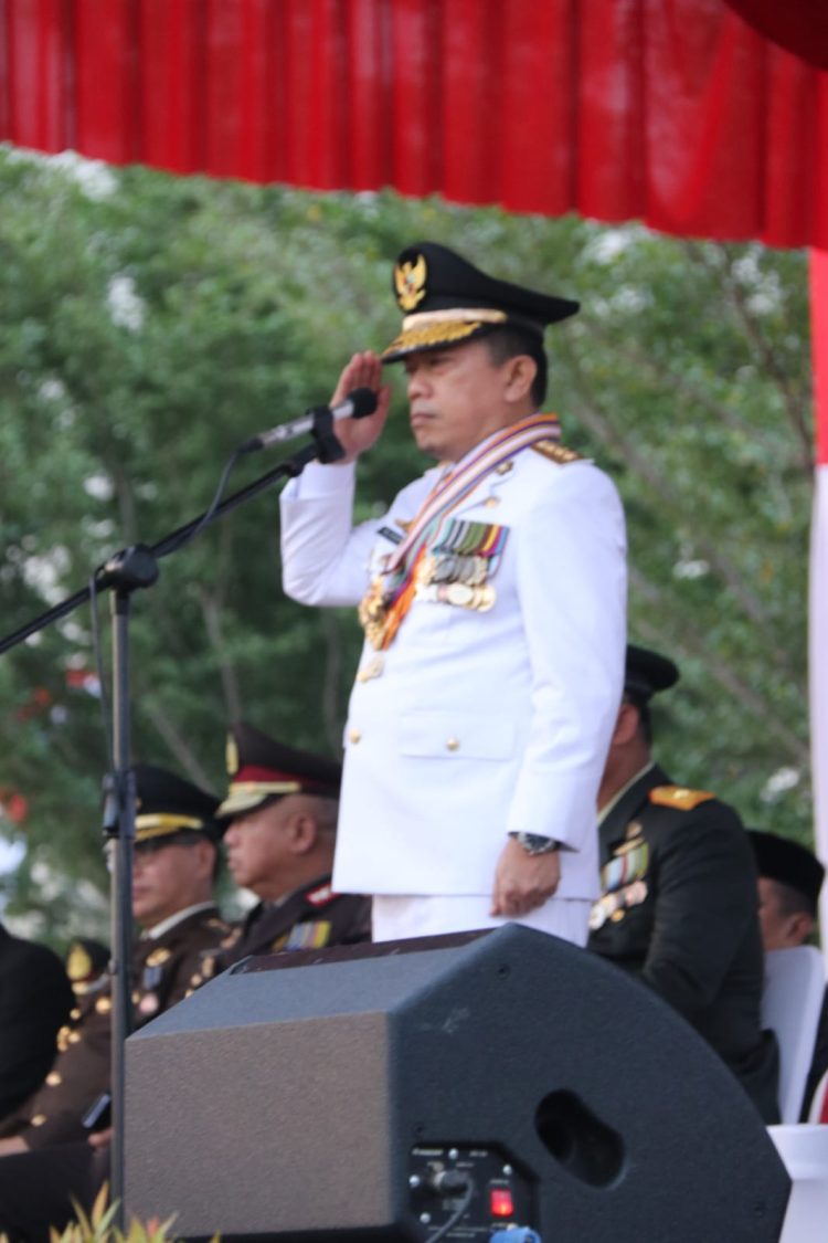 Penurunan Bendera Merah Putih HUT RI Berlangsung Khidmat » Risalah 17